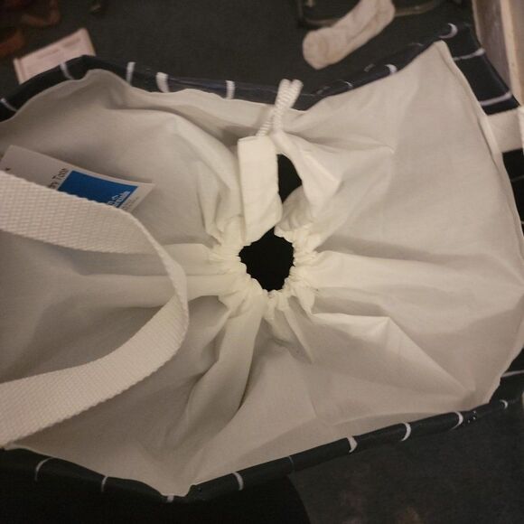 Room Essentials Adult Black White Striped Lightweight Laundry Tote Bag One Size - Picture 6 of 7